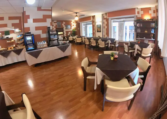 Giappone Inn Parking Hotel