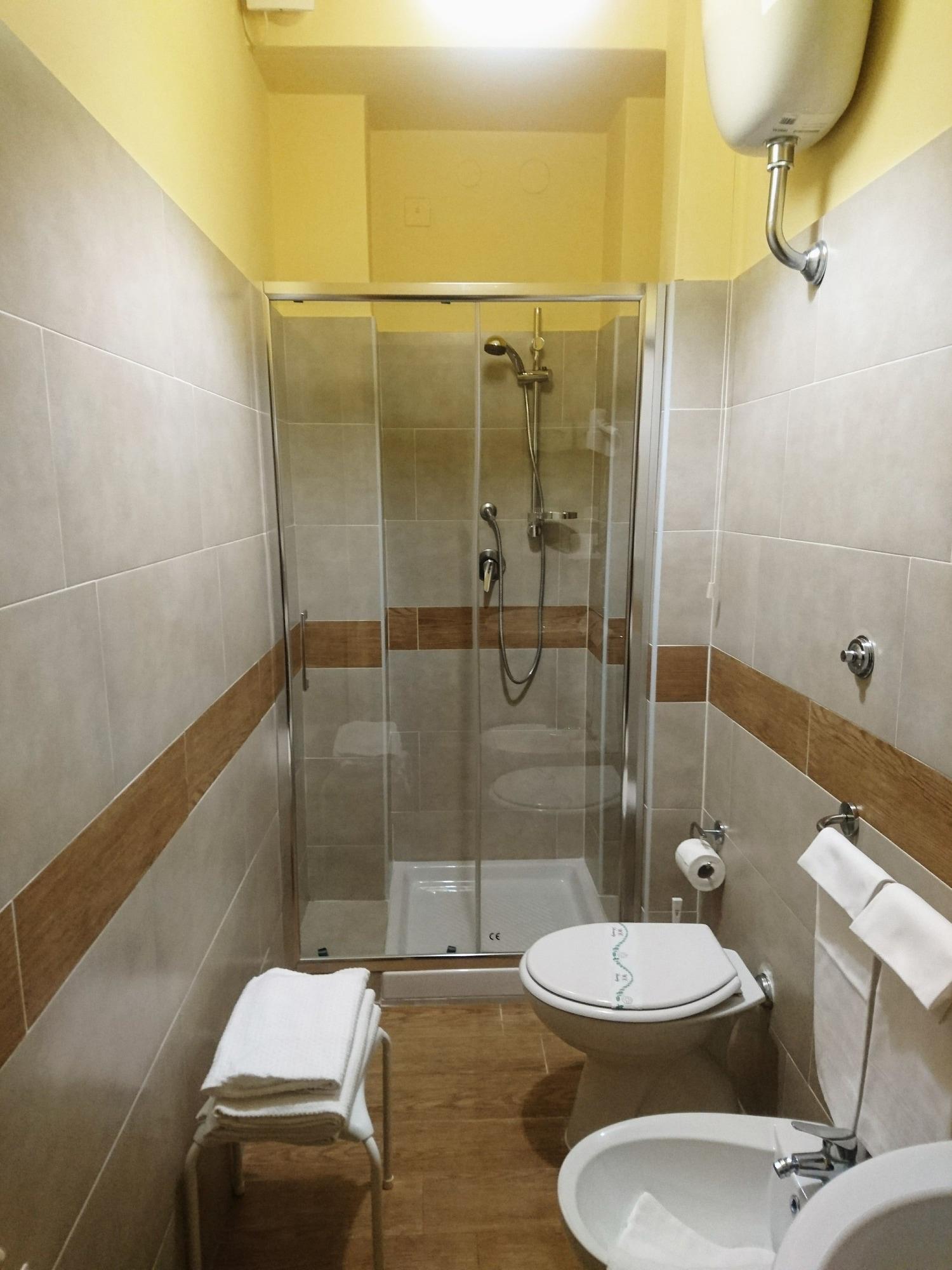 Hotel Giappone Parking 3*