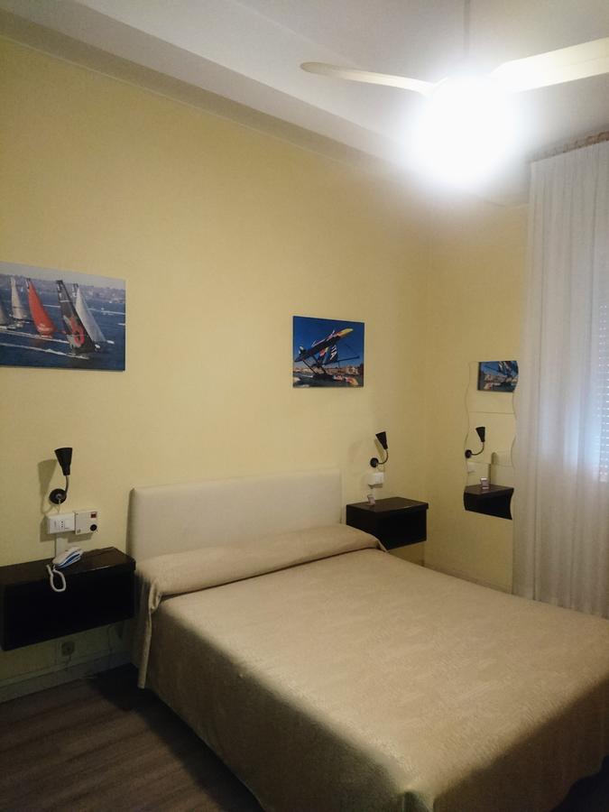 Giappone Parking Hotel Livourne